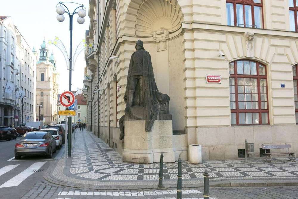 Socha Železného rytíře na Starém Městě