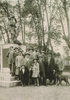 Původní podoba pomníku padlým z Trmic, rok 1935 Fotografie objektu
