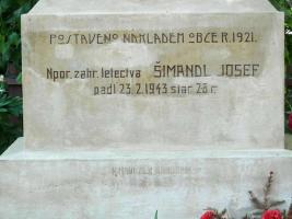 Pomník padlým v Petrovicích u Rakovníka Fotografie objektu