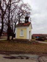 Kaplička v Chrášťanech u Benešova Fotografie objektu