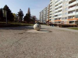 Plastika Zeměkoule na Chodově Fotografie objektu