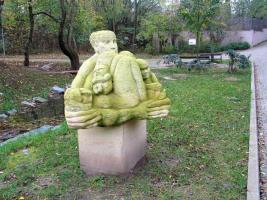 Kamenná plastika Rodina v Lysolajích Fotografie objektu