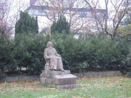 Pomník Jana Ámose Komenského v Komenského parku v Kolíně Fotografie objektu