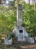 Pomník padlým letcům na severním okraji Předního Chlumu Fotografie objektu