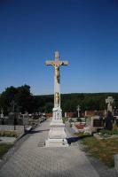 <a href="https://commons.wikimedia.org/wiki/File:Cemetery cross near Church of Saints Peter and Paul in Velký Újezd, Kojatice, Třebíč District.jpg">zdroj: Wikimedia, autor, CC BY-SA</a> Fotografie objektu
