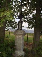 <a href="https://commons.wikimedia.org/wiki/File:Křízek u elektrárny v Litostrově.JPG">zdroj: Wikimedia, autor, CC BY-SA</a> Fotografie objektu