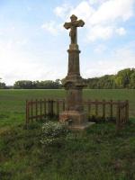 <a href="https://commons.wikimedia.org/wiki/File:Mostkovice, kříž.JPG">zdroj: Wikimedia, autor, CC BY-SA</a> Fotografie objektu