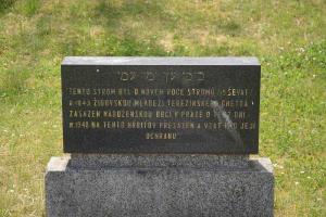 Infotabule u pomníku Fotografie objektu