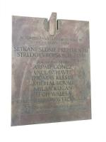 <a href="https://commons.wikimedia.org/wiki/File:Overview of plaque of meeting of seven presidents in Litomyšl, Svitavy District.jpg">zdroj: Wikimedia, autor, CC BY-SA</a> Fotografie objektu