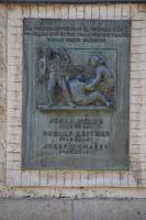 <a href="https://commons.wikimedia.org/wiki/File:Pamětní deska padlým za vlast v Nerudově ulici v Plzni.jpg">zdroj: Wikimedia, autor, CC BY-SA</a> Fotografie objektu