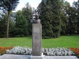 <a href="https://commons.wikimedia.org/wiki/File:231 Fr.-Místek sady B.Smetany.JPG">zdroj: Wikimedia, autor, CC BY-SA</a> Fotografie objektu
