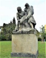 <a href="https://commons.wikimedia.org/wiki/File:Štursův Pohřeb v Karpatech.JPG">zdroj: Wikimedia, autor, CC BY-SA</a> Fotografie objektu