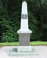 <a href="https://commons.wikimedia.org/wiki/File:Šarvátka u Tongrundu, pomník (2).jpg">zdroj: Wikimedia, autor, CC BY-SA</a> Fotografie objektu