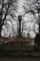 <a href="https://commons.wikimedia.org/wiki/File:View of statue of Holy Trinity in Budišov, Třebíč District.jpg">zdroj: Wikimedia, autor, CC BY-SA</a> Fotografie objektu