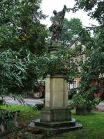 <a href="https://commons.wikimedia.org/wiki/File:Choustníkovo Hradiště,socha svatého Jana Nepomuckého.jpg">zdroj: Wikimedia, autor, CC BY-SA</a> Fotografie objektu