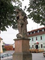 <a href="https://commons.wikimedia.org/wiki/File:P9041530-NovyKnin-2012-09-04-Immaculata.JPG">zdroj: Wikimedia, autor, CC BY-SA</a> Fotografie objektu