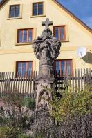 <a href="https://commons.wikimedia.org/wiki/File:Bystré, kříž u čp. 5 01.jpg">zdroj: Wikimedia, autor, CC BY-SA</a> Fotografie objektu