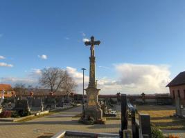 Centrální kříž hřbitova v Chromči Fotografie objektu