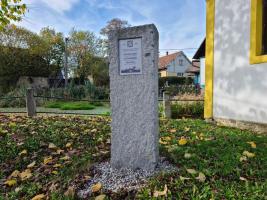 Pomník padlým u kaple v Měrčíně Fotografie objektu