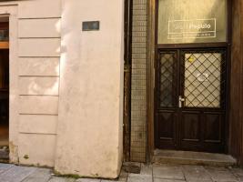 Pamětní deska Matouše Mandla v Riegrově ulici v Plzni Fotografie objektu