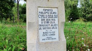 pomník Cyrilu Doulovi v Bořanovicích u Vimperka Fotografie objektu